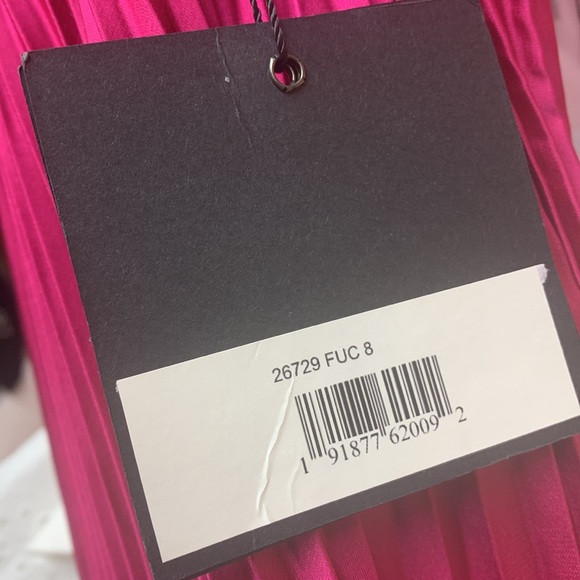 Mac Duggal Leena PLEATED RUFFLED CAP SLEEVE CUT OUT LACE UP GOWN 8 fushia - Picture 7 of 11